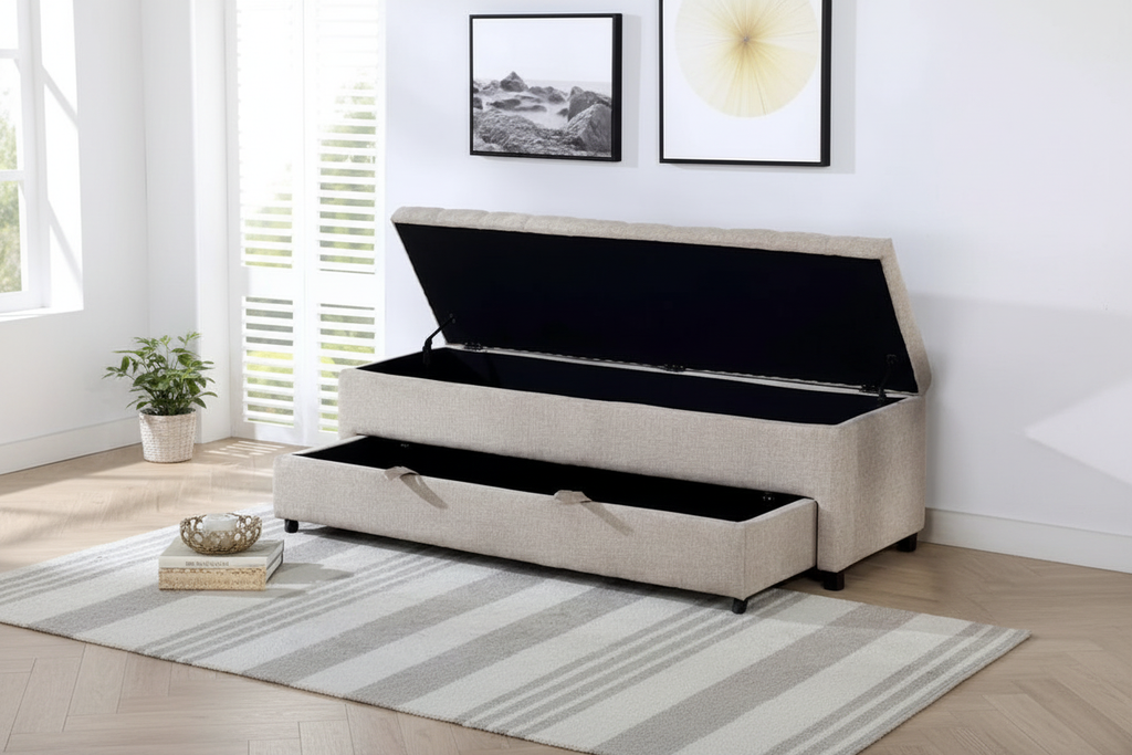 Chester Tufted Storage Blanket Box