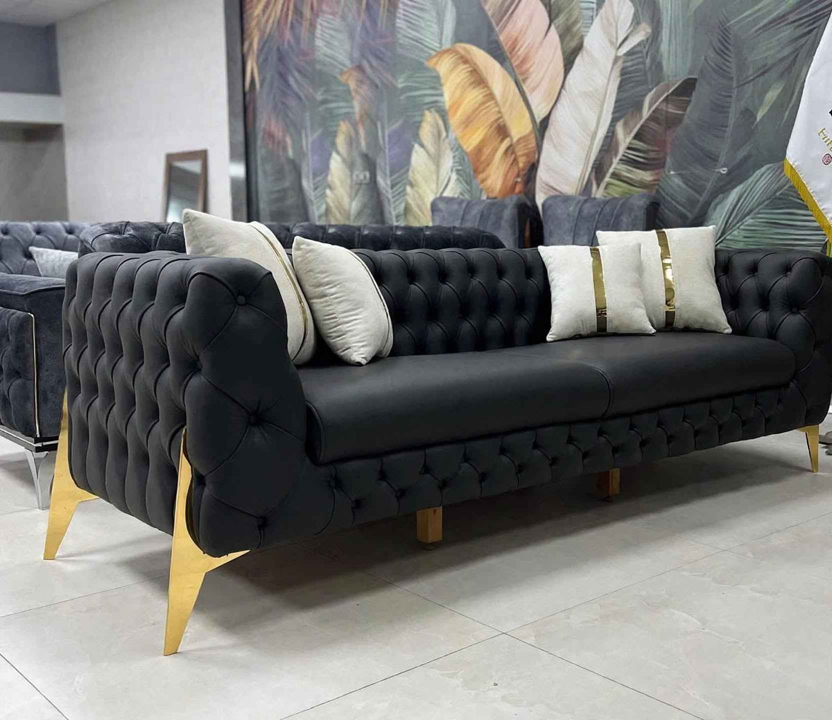 Chesterfield Luxury Sofa – Velvet & Leather